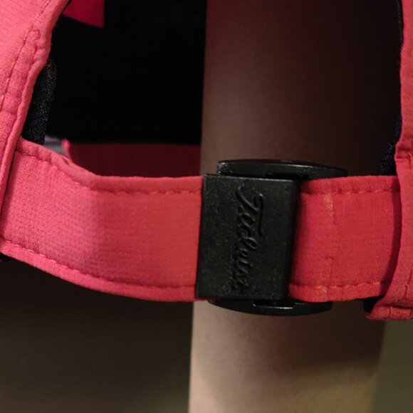 Titleist Red Signature Golf Ball Cap With Adjustable strap - Picture 2 of 5